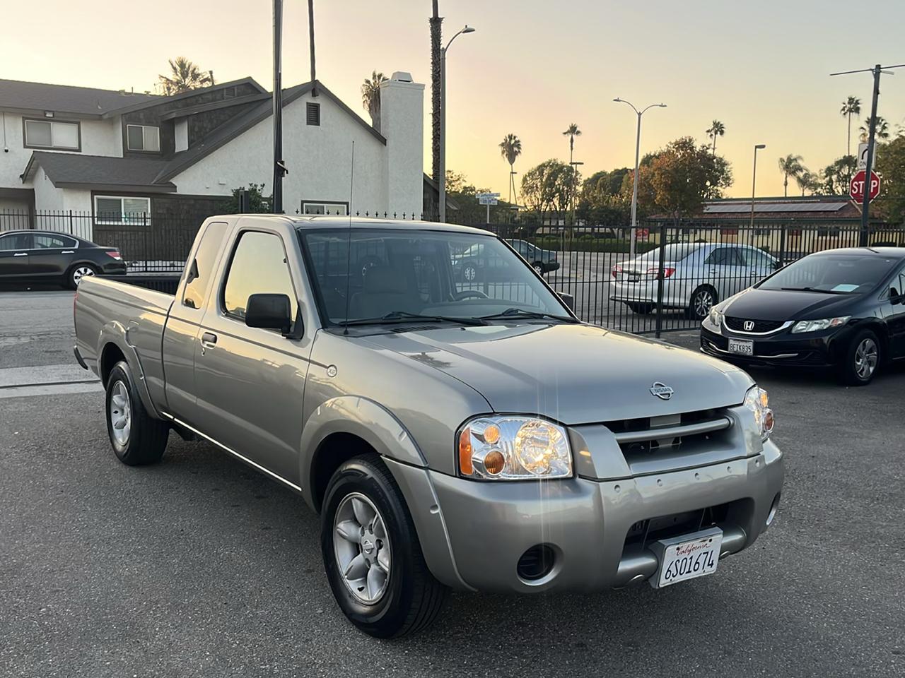 Nissan Frontier XE King Cab 2WD 2001