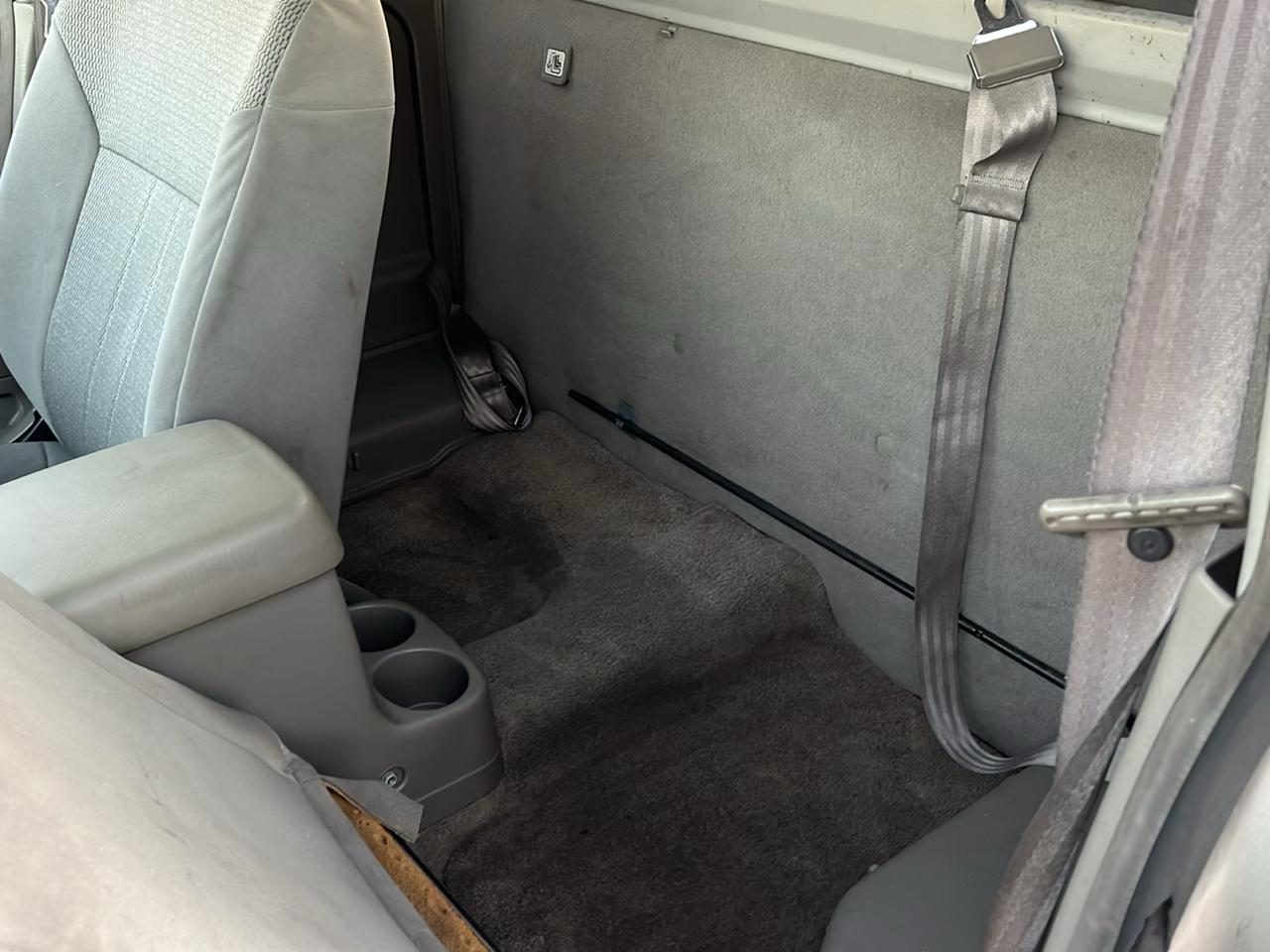 Nissan Frontier XE King Cab 2WD 2001