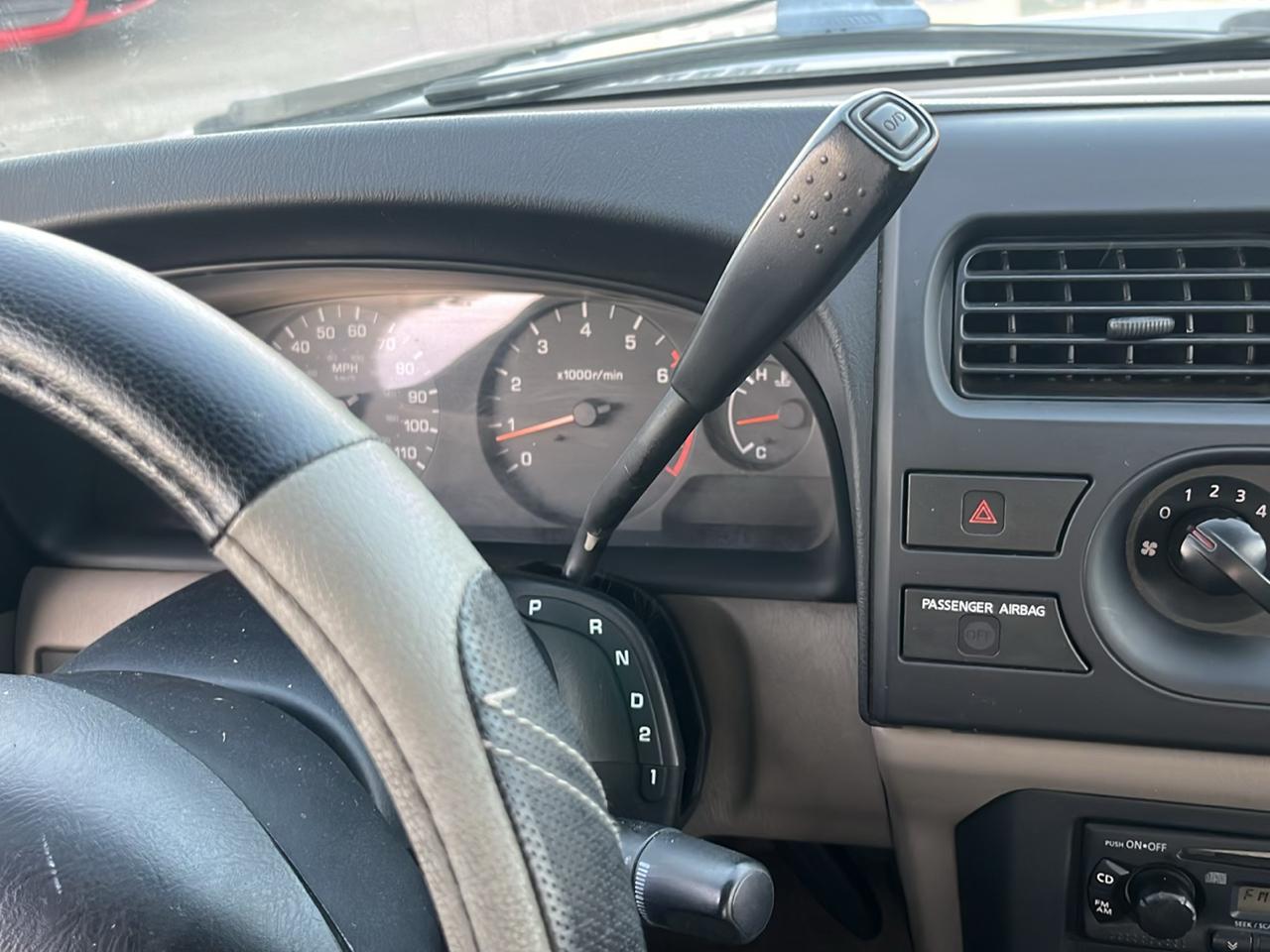 Nissan Frontier XE King Cab 2WD 2001