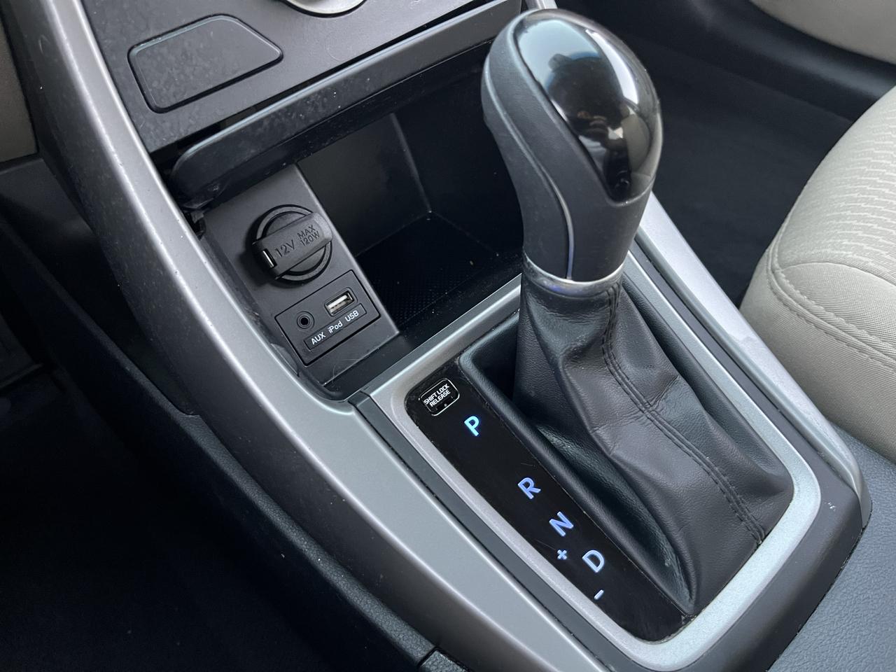 Hyundai Elantra 4dr Sdn Auto SE 2015