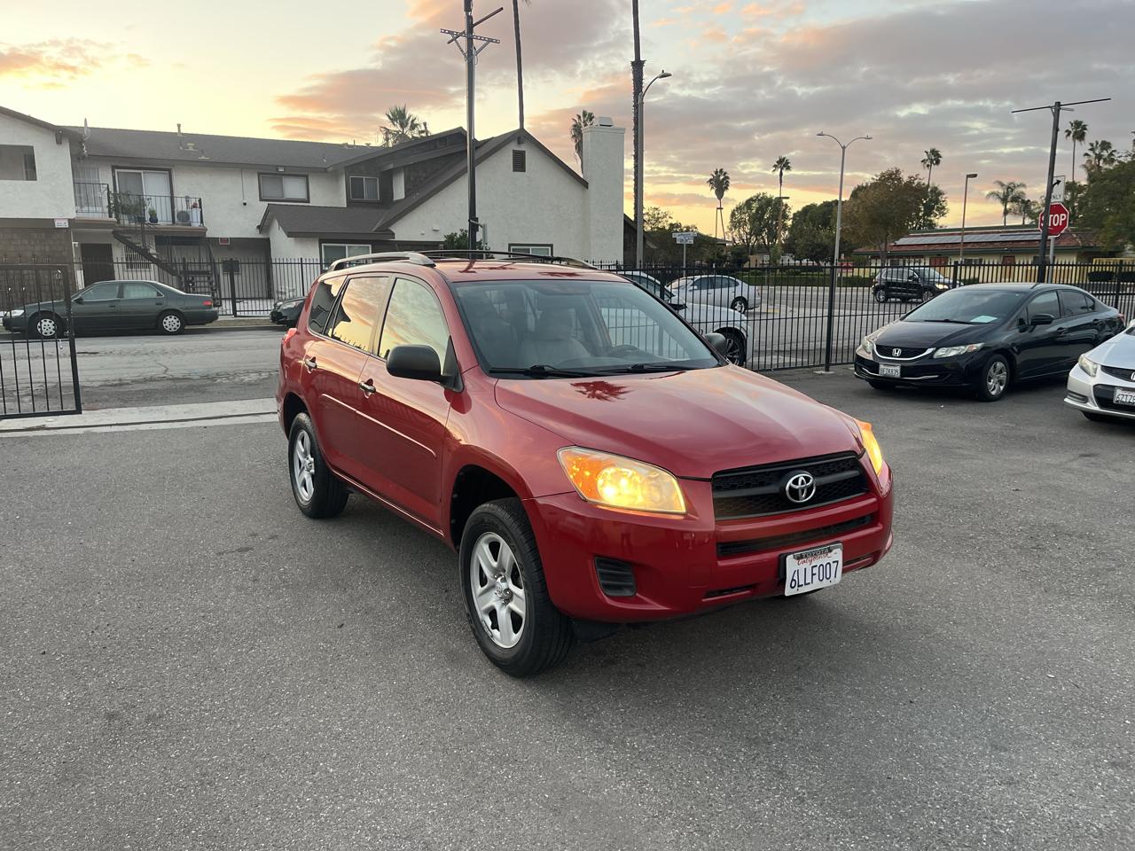 Toyota RAV4 Base I4 2WD 2010