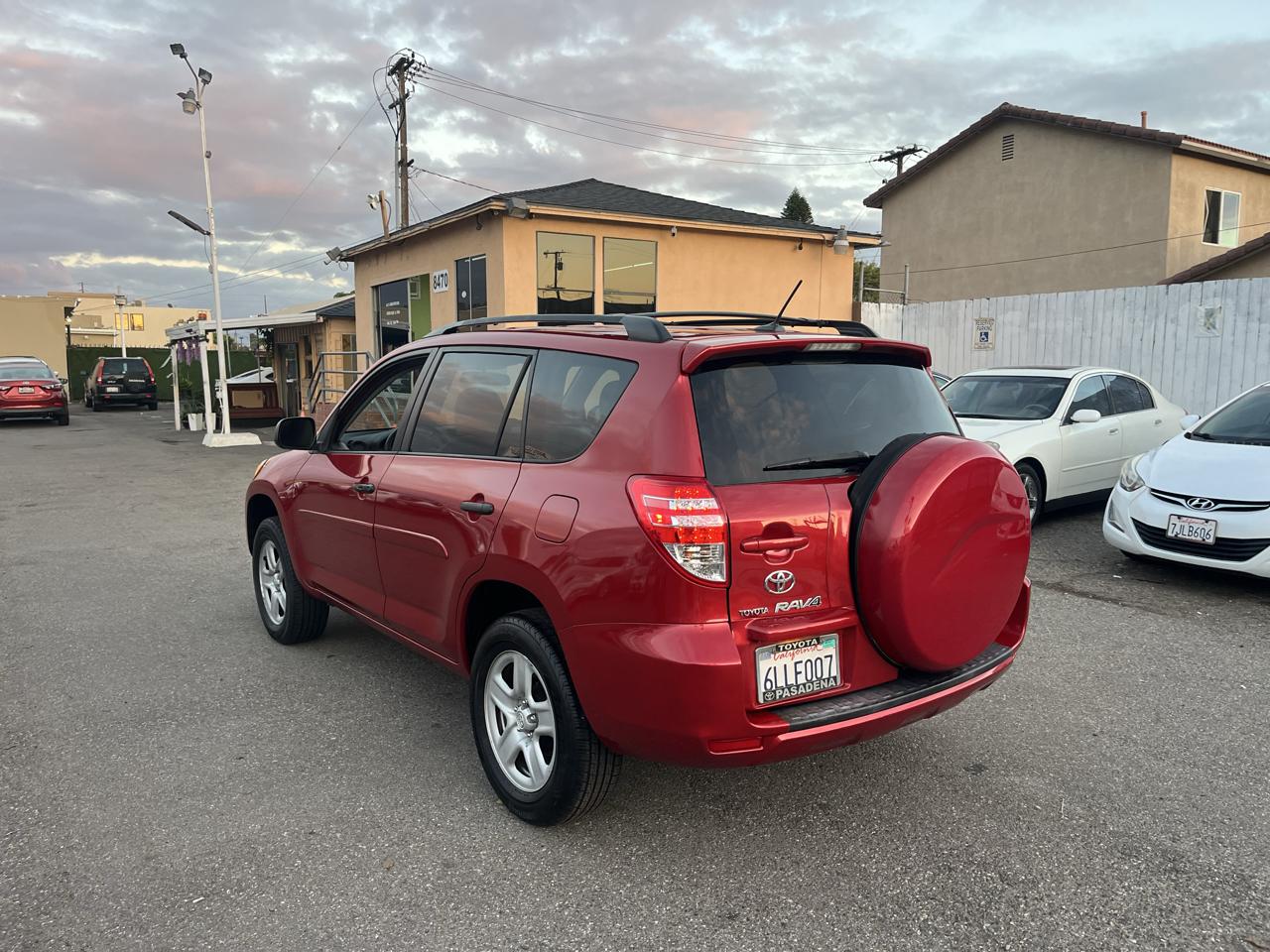 Toyota RAV4 Base I4 2WD 2010