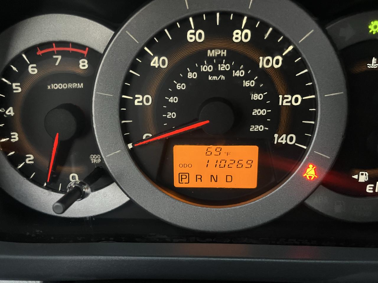 Toyota RAV4 Base I4 2WD 2010