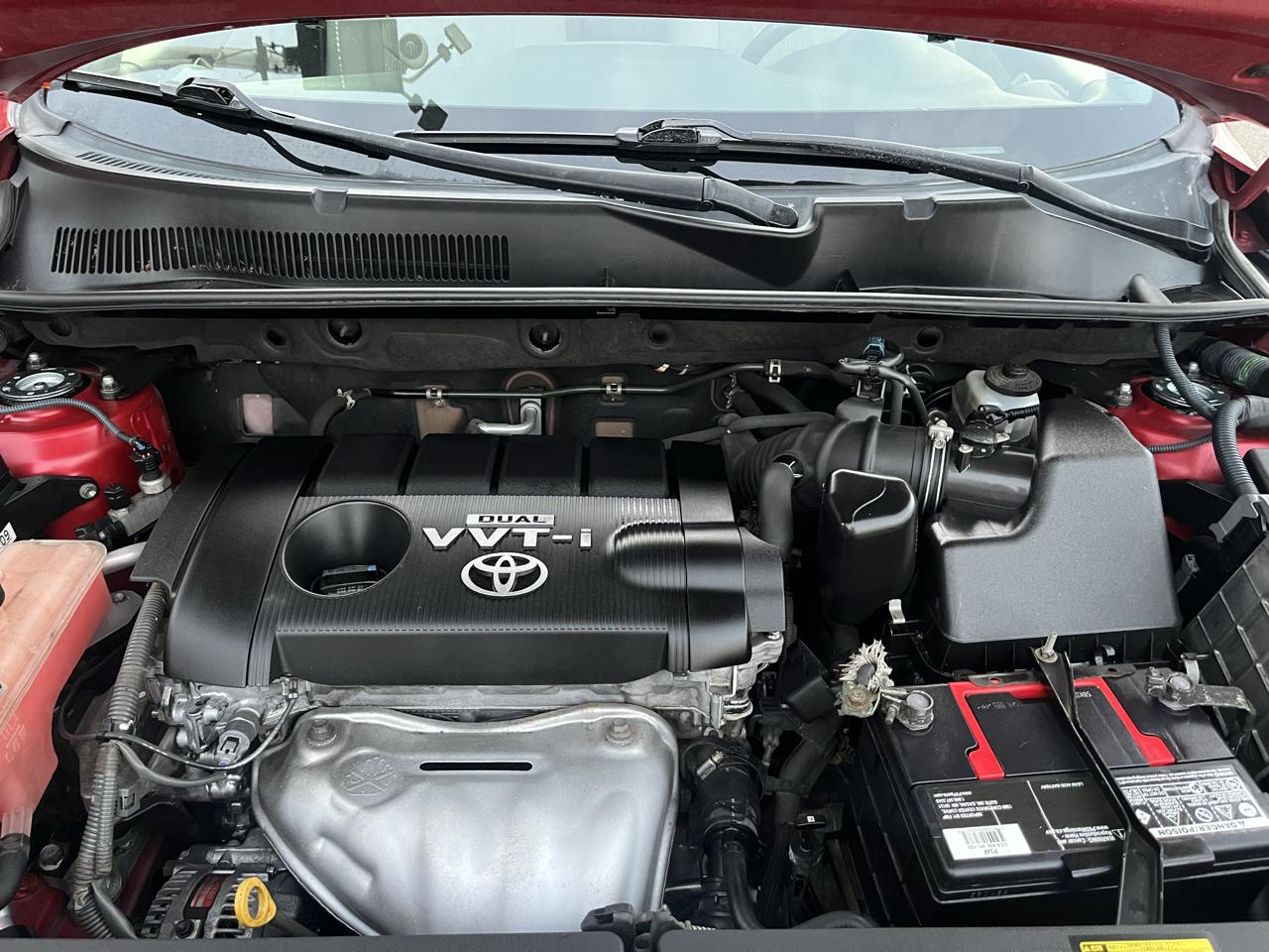 Toyota RAV4 Base I4 2WD 2010