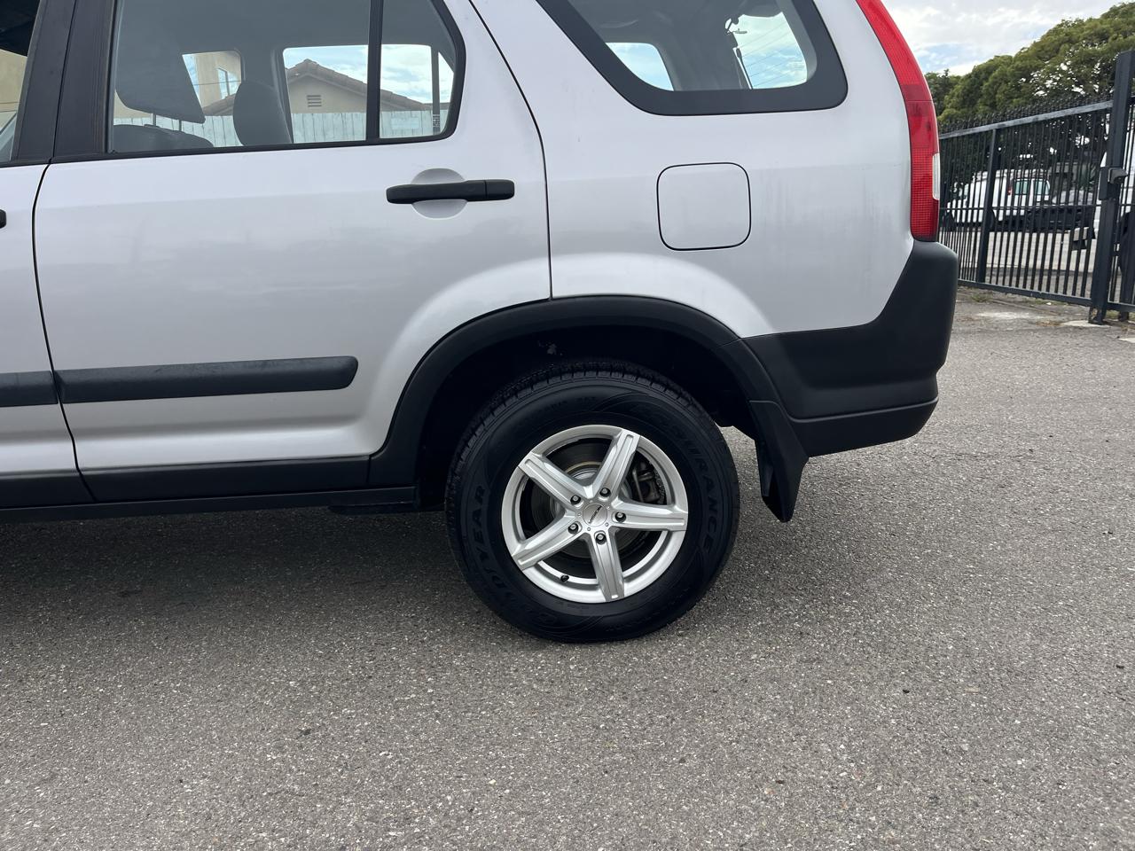 Honda CR-V LX 2WD AT 2004