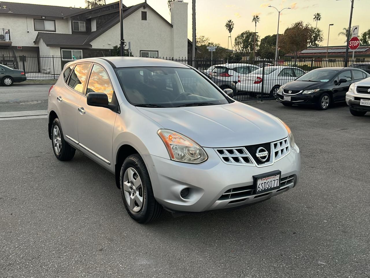 Nissan Rogue S AWD 2011