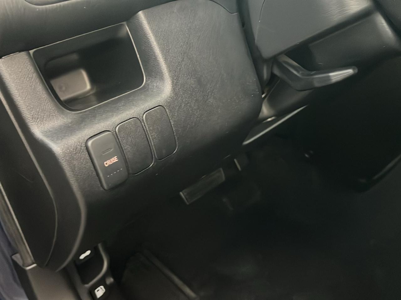 Honda CR-V LX 2WD 2003