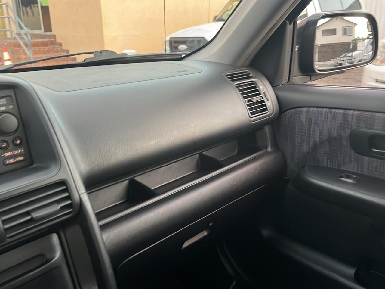 Honda CR-V LX 2WD 2003