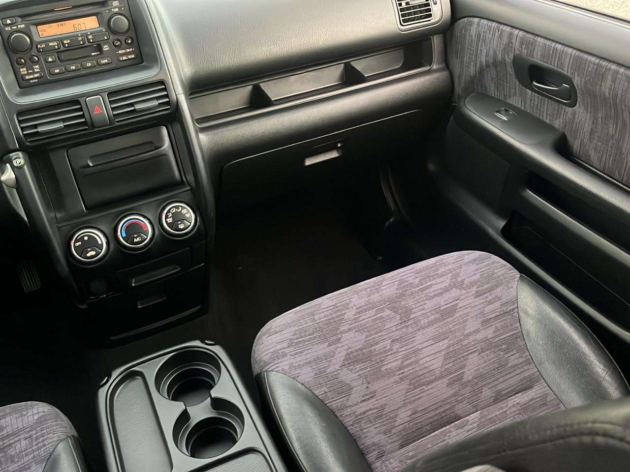 Honda CR-V LX 2WD 2003