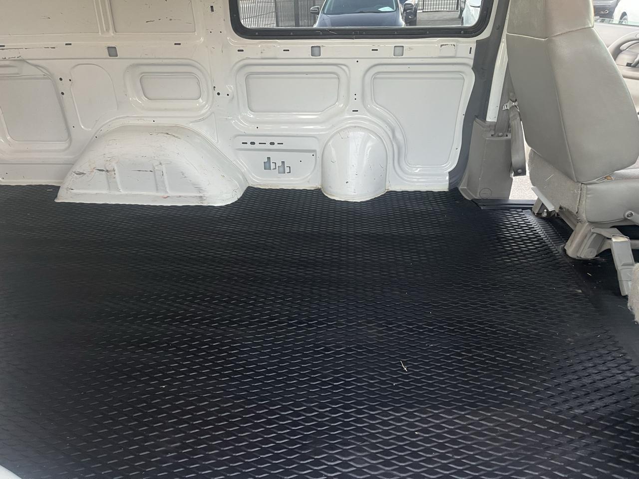 Chevrolet Astro Cargo Van 2WD 2002