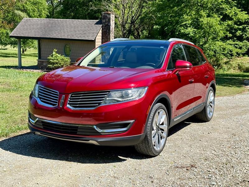 2016 Lincoln MKX Reserve FWD's photo