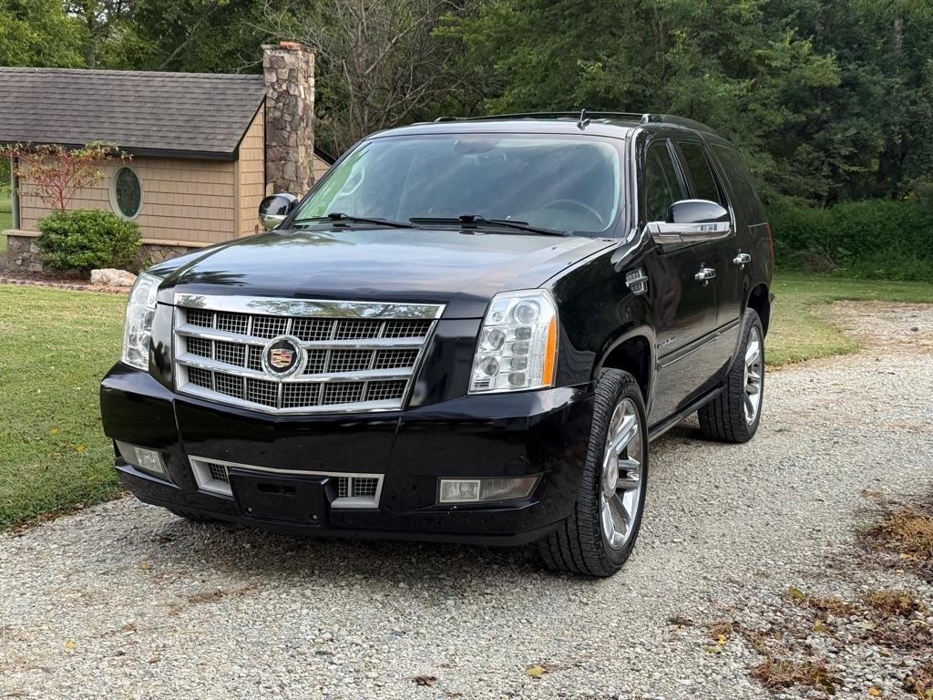 2013 Cadillac Escalade AWD Platinum