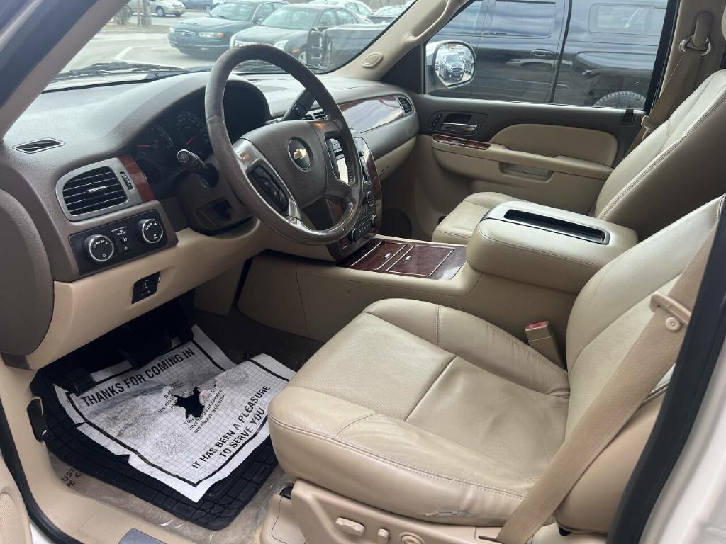 Chevrolet Suburban LTZ 1500 4WD 2012