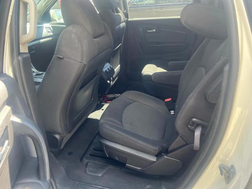 Chevrolet Traverse LT AWD 2012