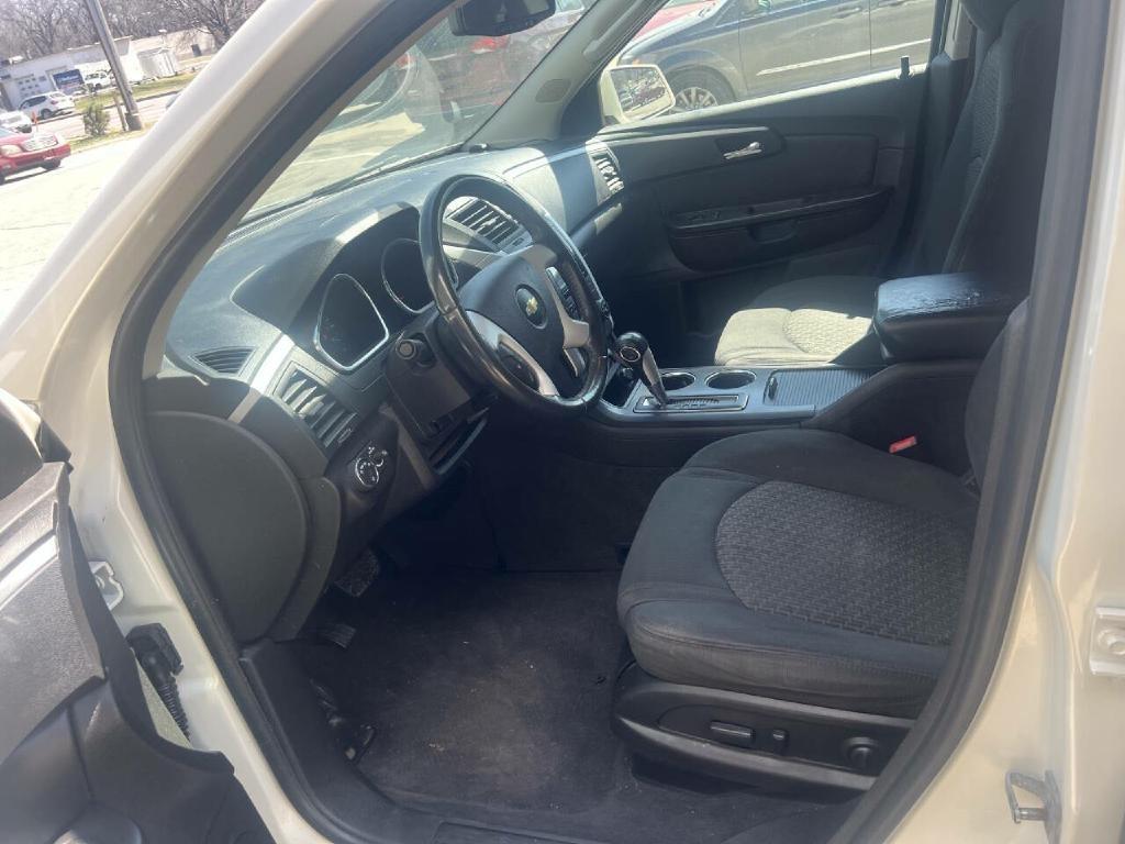 Chevrolet Traverse LT AWD 2012