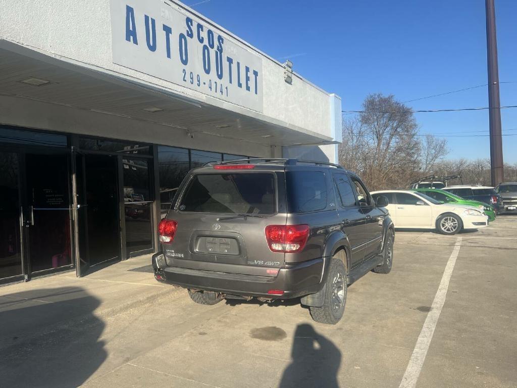 Toyota Sequoia SR5 4WD 2006