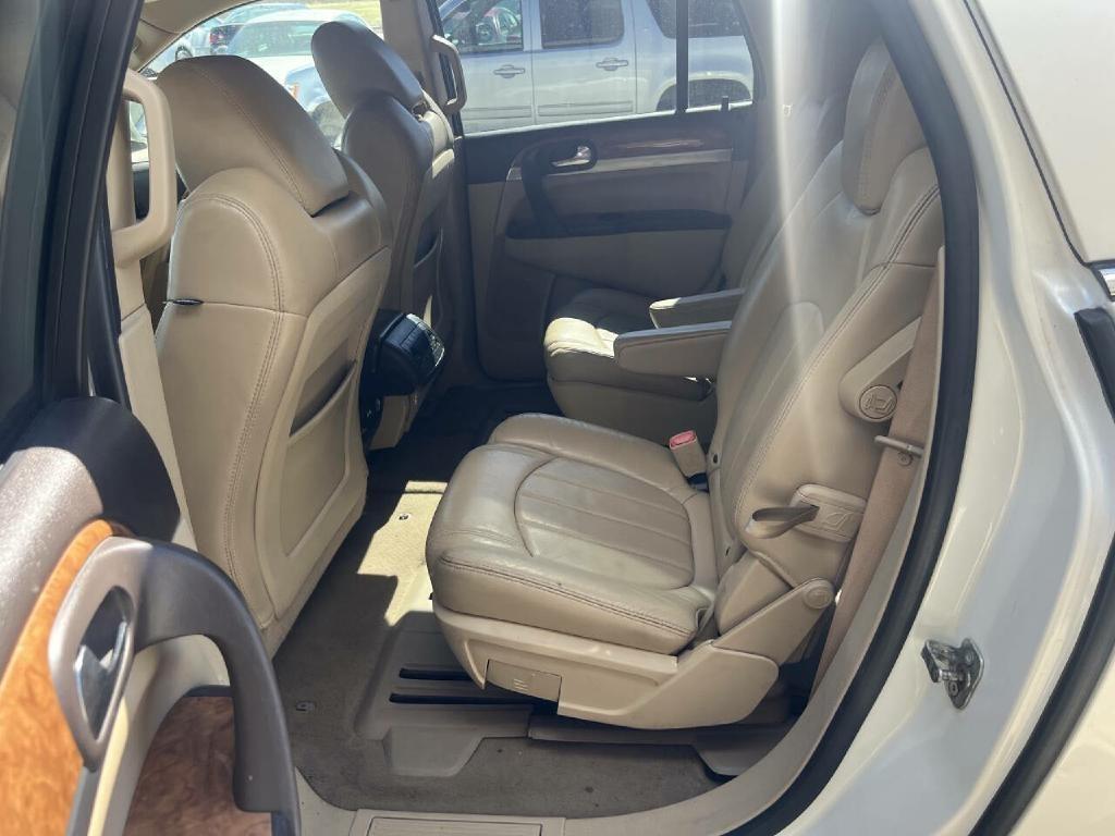 Buick Enclave Premium AWD 2012