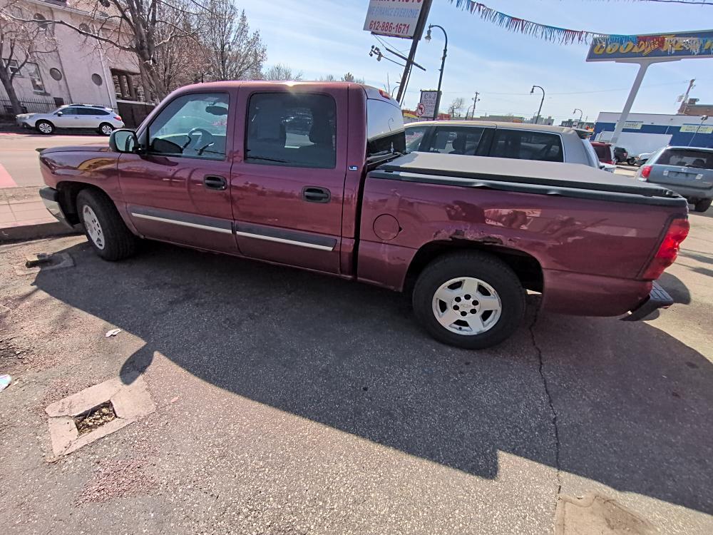 Chevrolet Silverado 1500 LS Crew Cab 2WD 2005