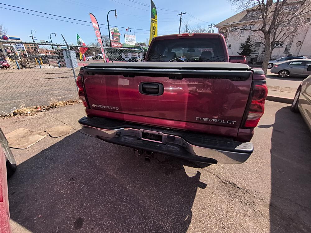 Chevrolet Silverado 1500 LS Crew Cab 2WD 2005