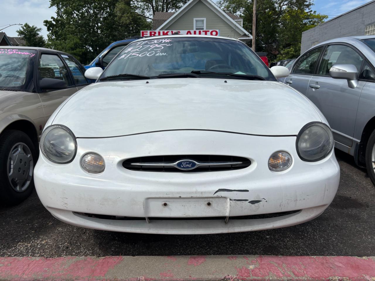 Ford Taurus SE 1999
