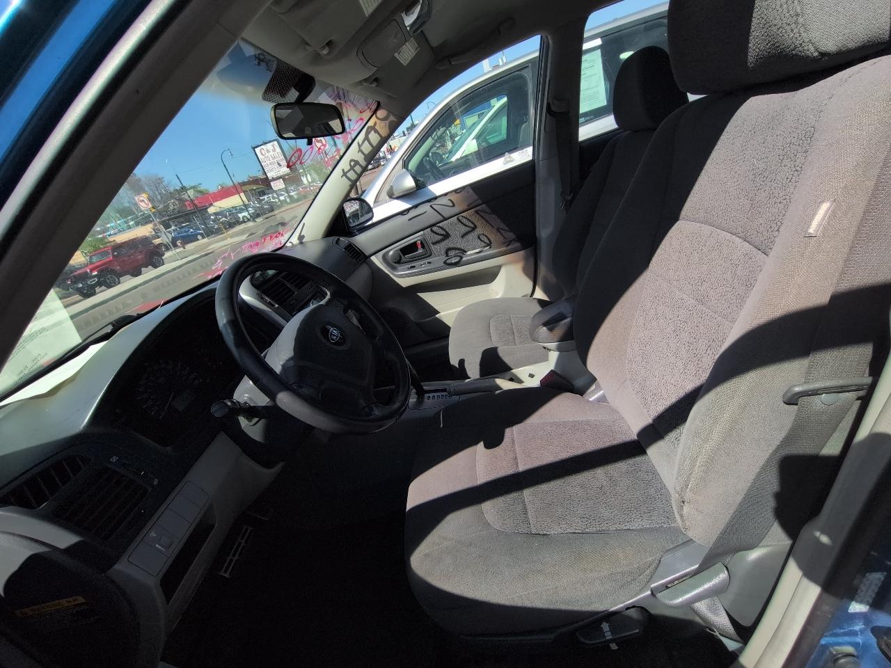 Kia Spectra5 Base 2006
