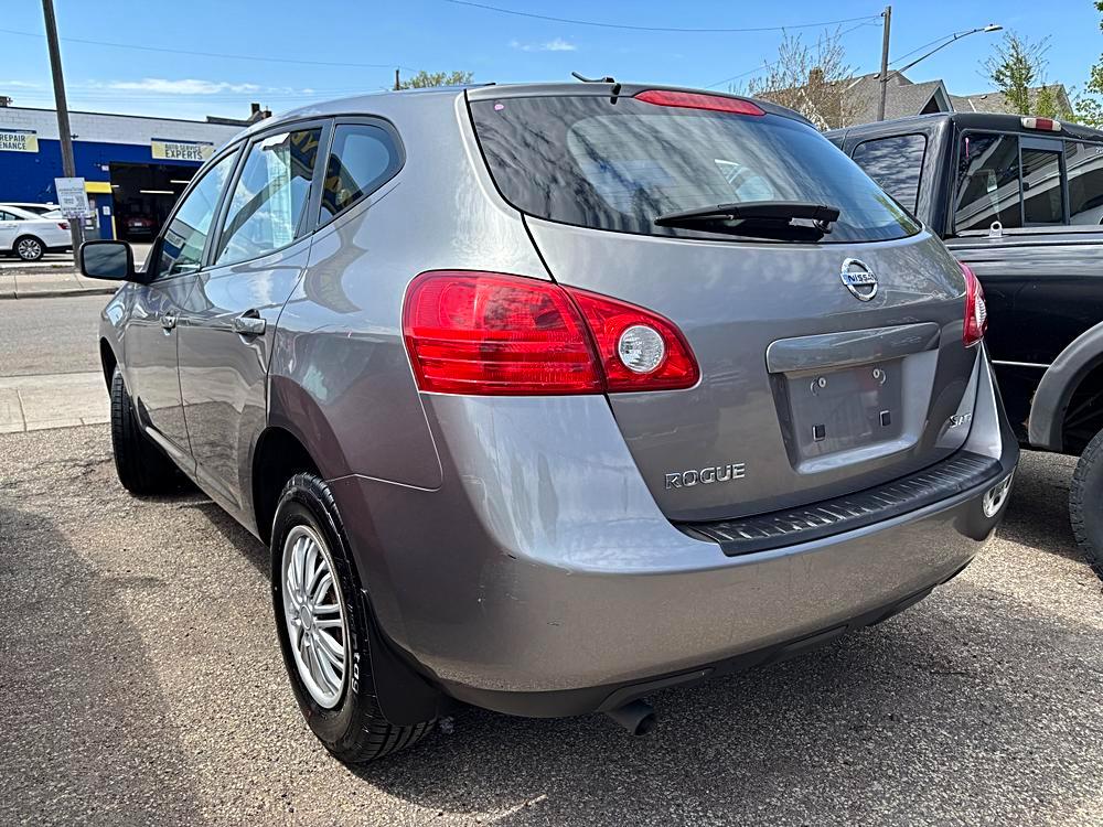 Nissan Rogue S AWD 2009