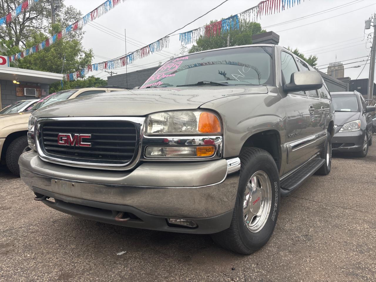 2001 GMC Yukon 4WD 1/2 Ton SLE's photo