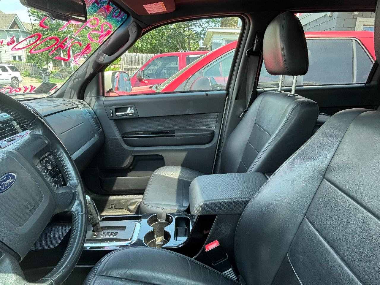 Ford Escape Limited 4WD 2010
