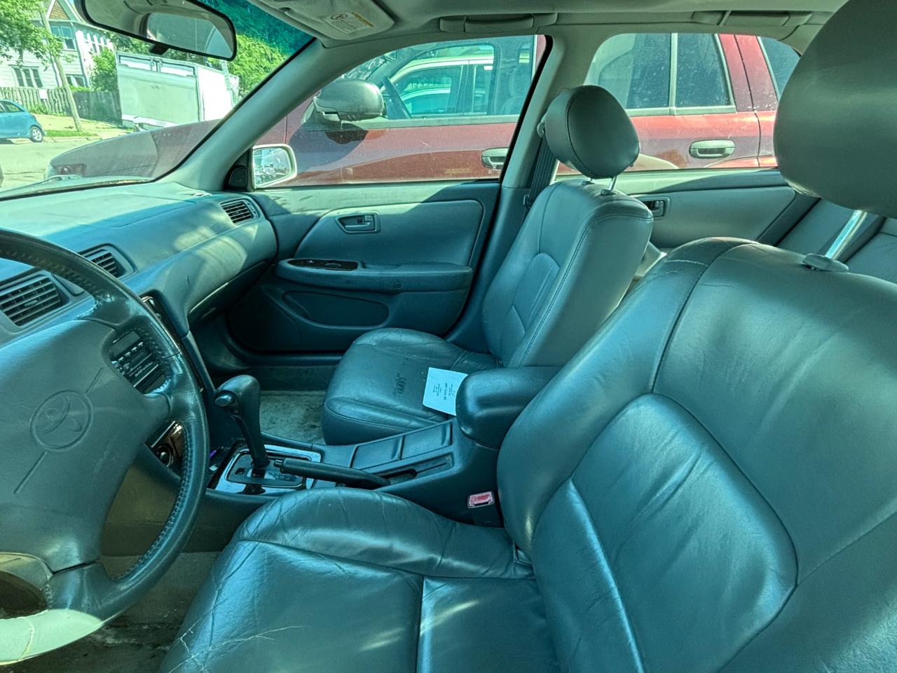 Toyota Camry XLE V6 2000