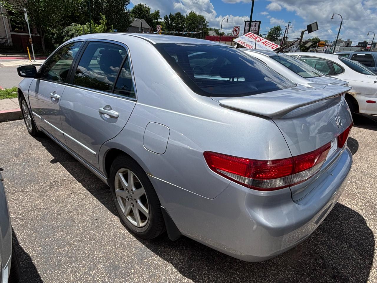 Honda Accord EX V6 sedan AT 2003