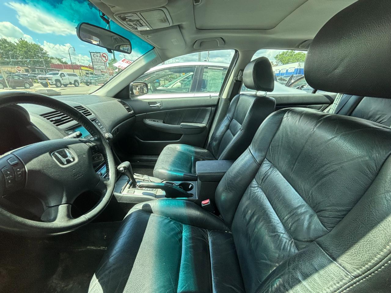 Honda Accord EX V6 sedan AT 2003