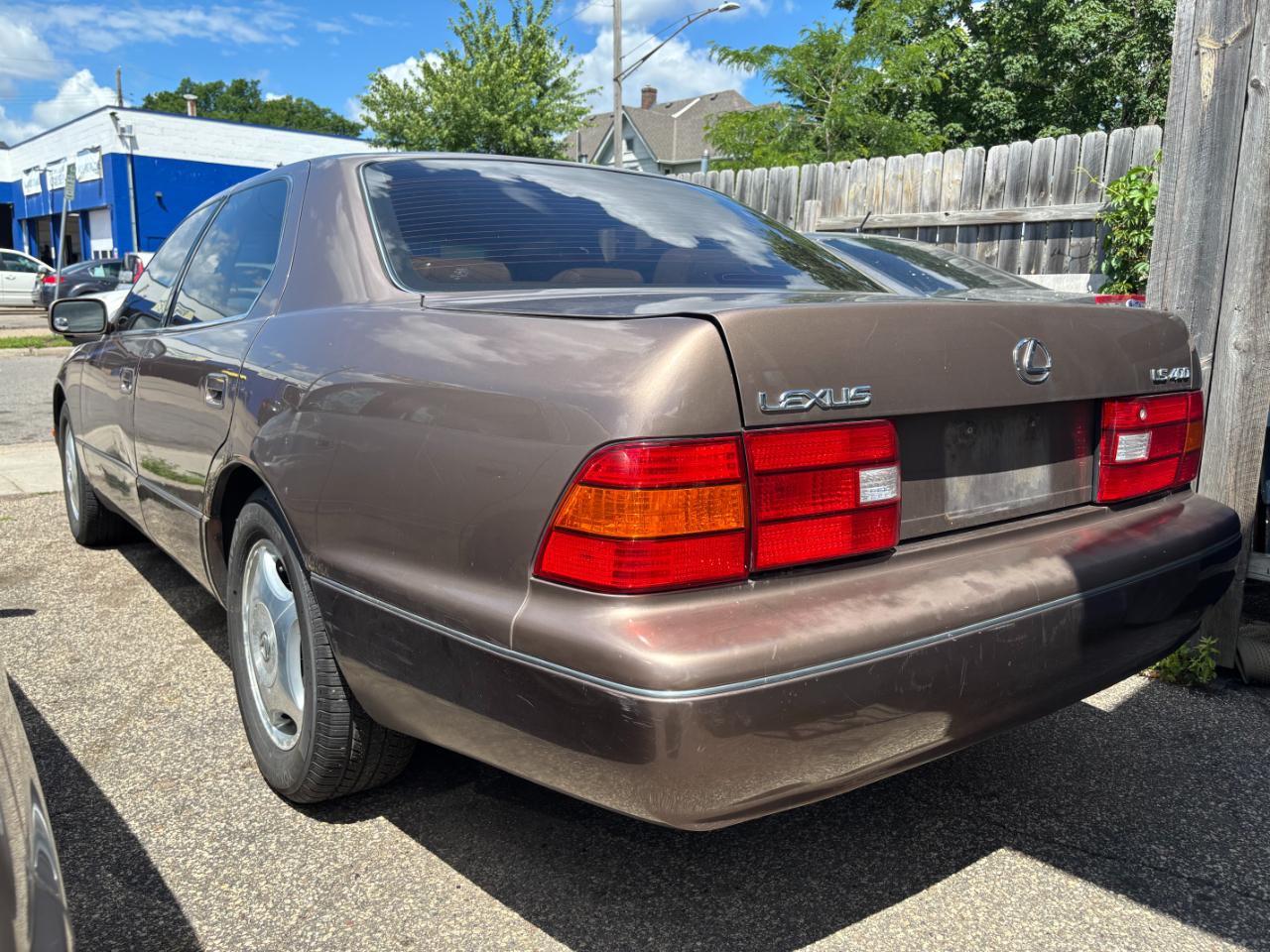 Lexus LS 400 Base 1998