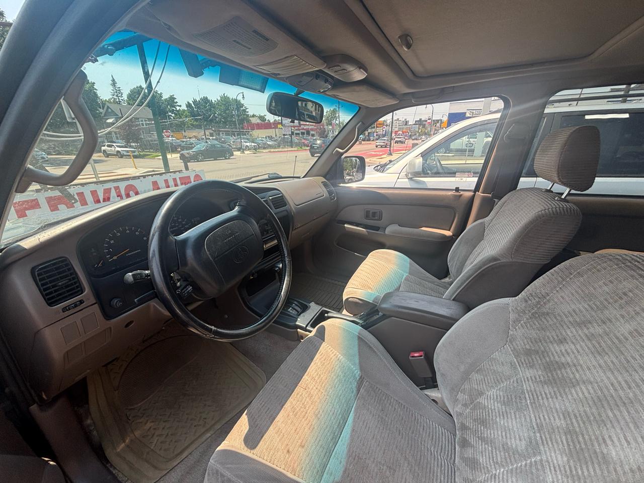 Toyota 4Runner SR5 2WD 1997