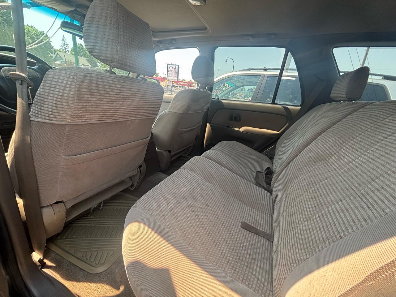 Toyota 4Runner SR5 2WD 1997