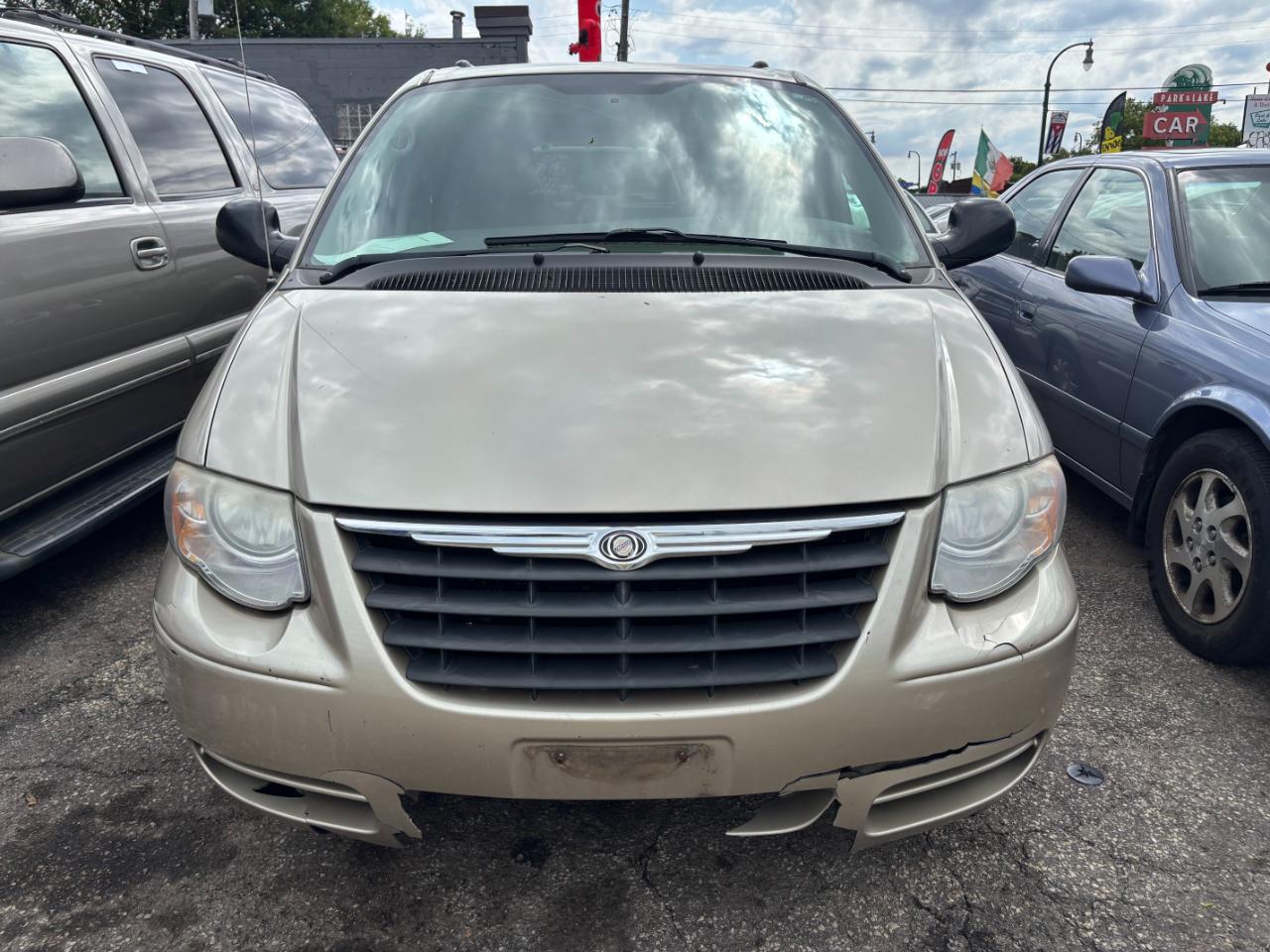 Chrysler Town & Country Touring 2005