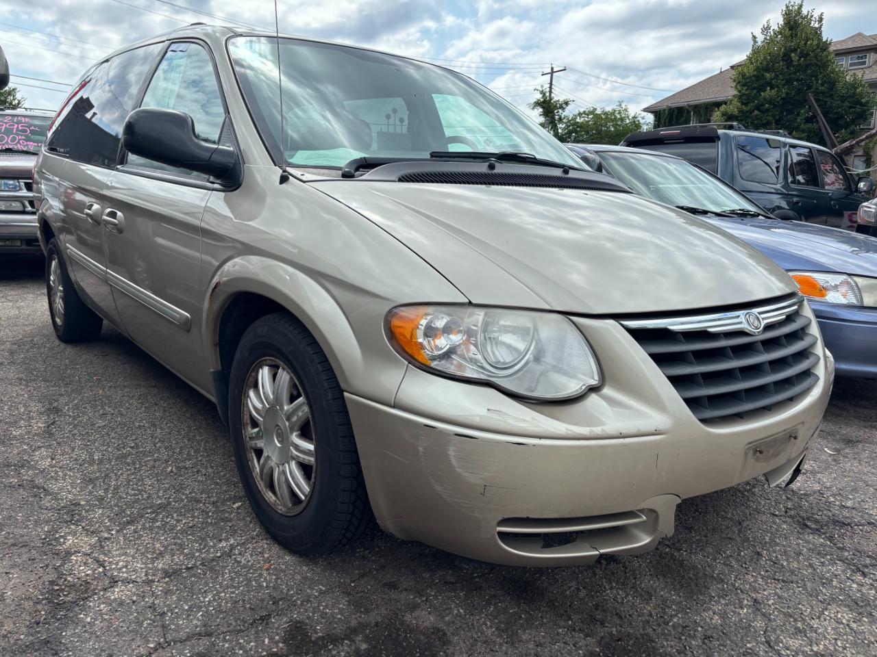Chrysler Town & Country Touring 2005