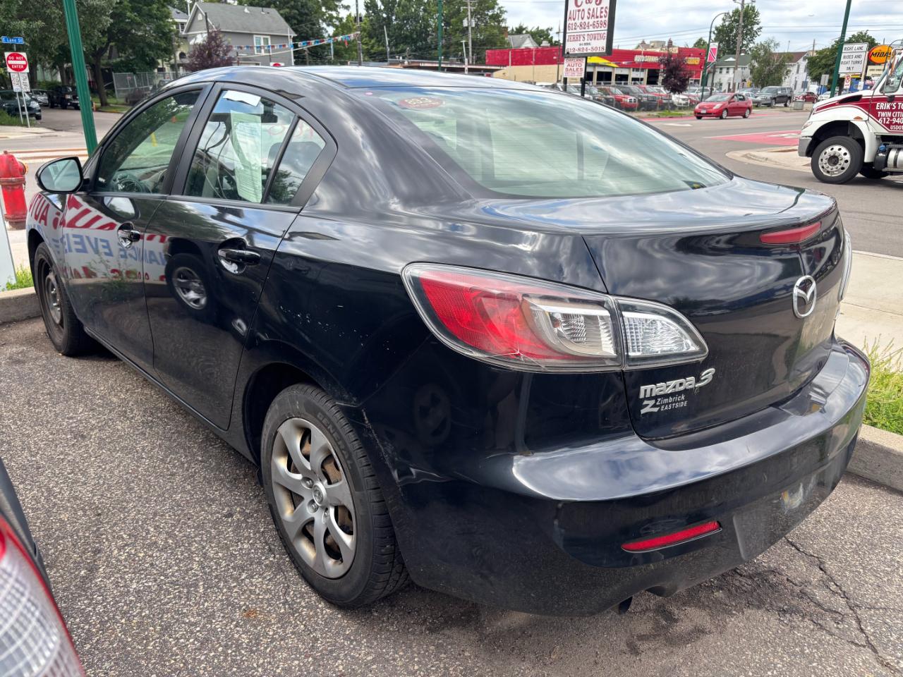 Mazda MAZDA3 i Sport 4-Door 2013