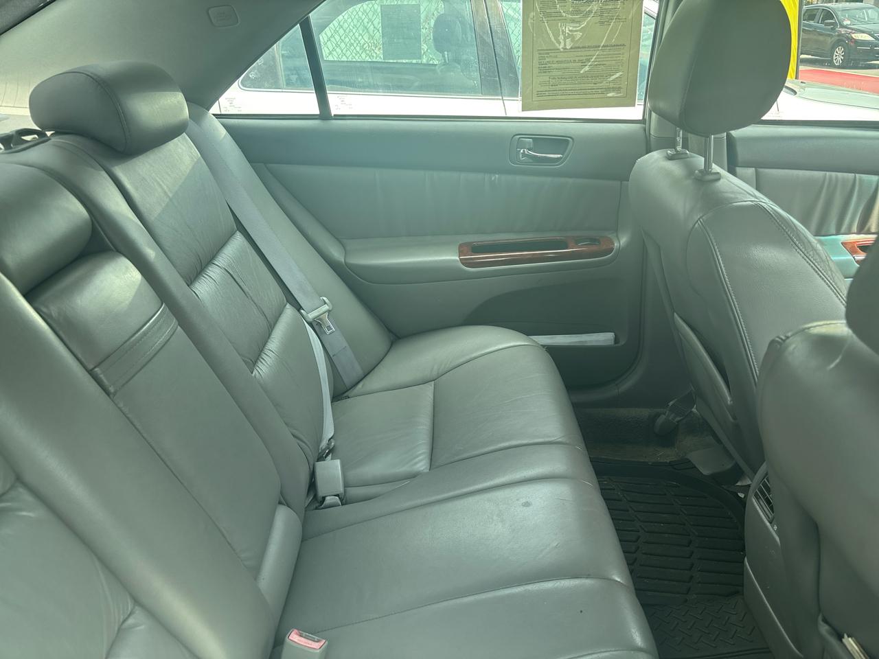 Toyota Camry LE V6 2003