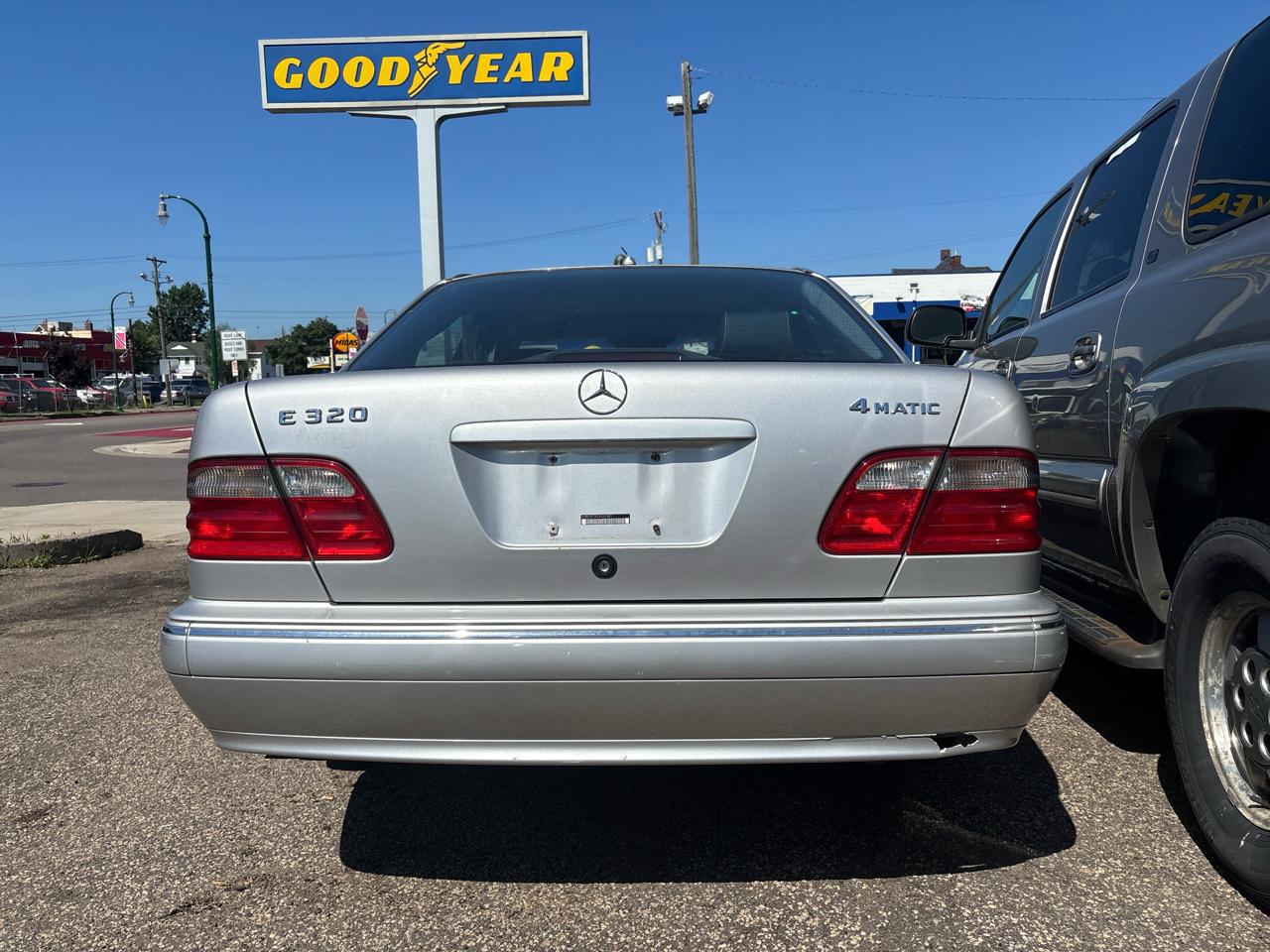 Mercedes-Benz E-Class E320 2002