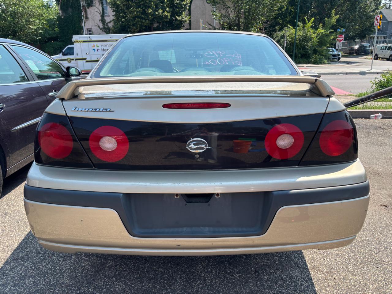 Chevrolet Impala Base 2005