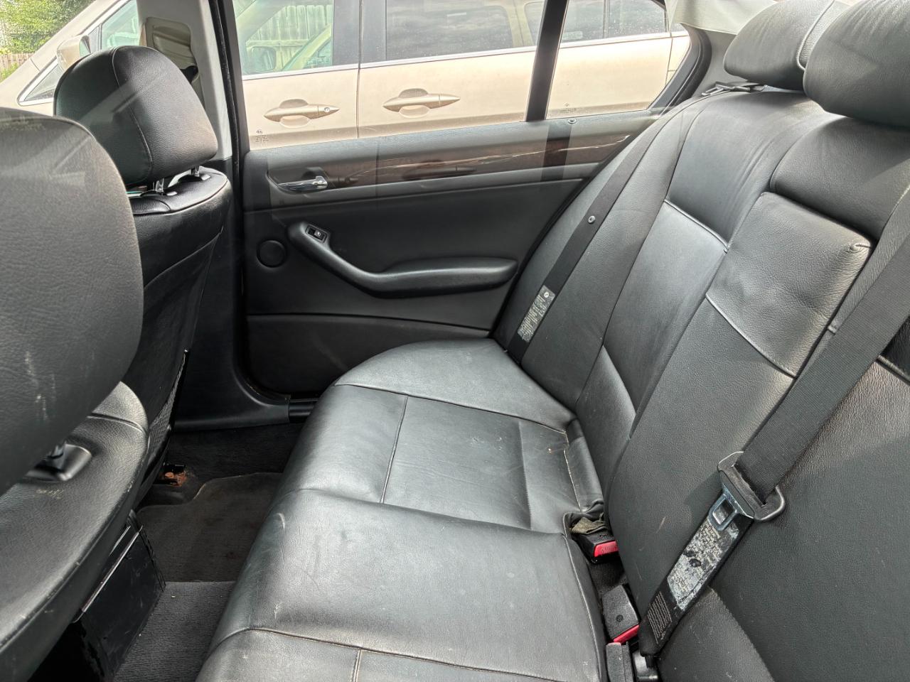 BMW 3-Series 325xi Sedan 2003