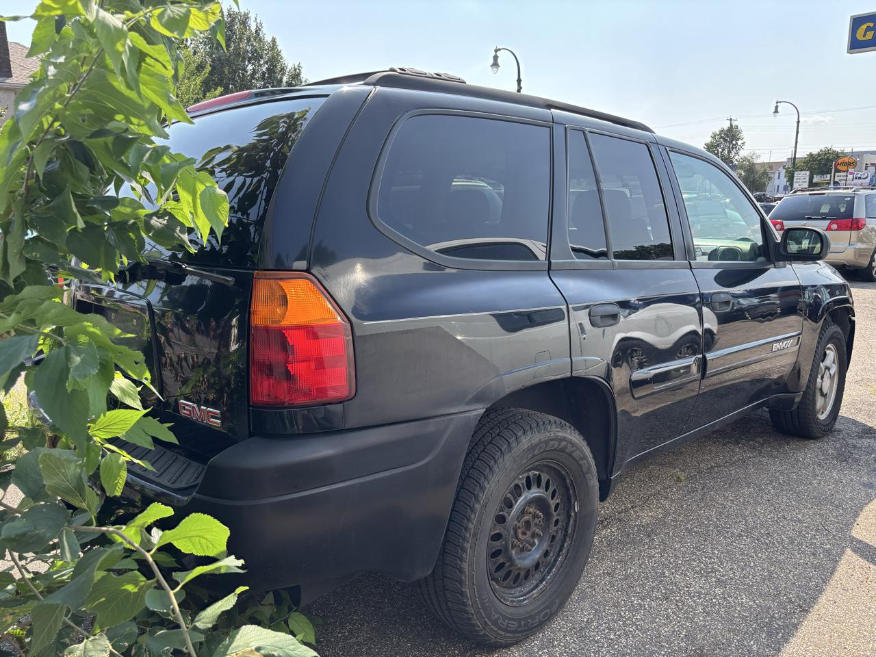 GMC Envoy SLE 4WD 2004