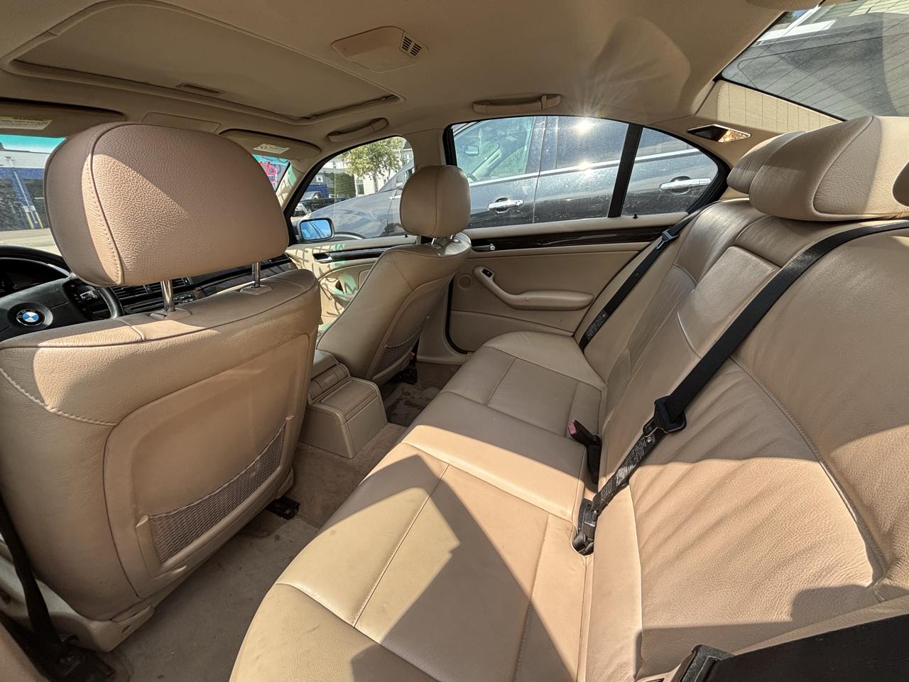 BMW 3-Series 325xi Sedan 2003