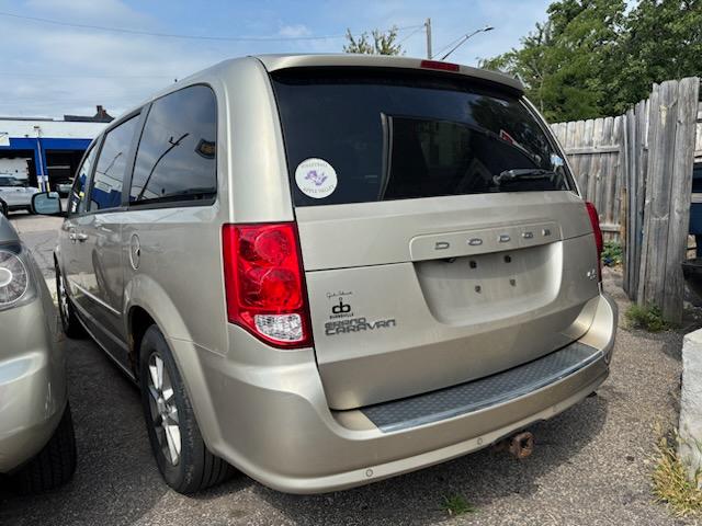 Dodge Grand Caravan R/T 2013