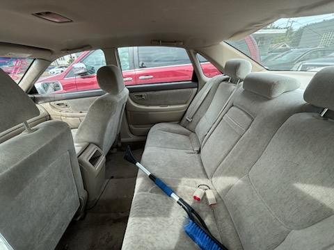 Toyota Avalon XL 2002