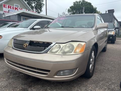 Toyota Avalon XLS 2000