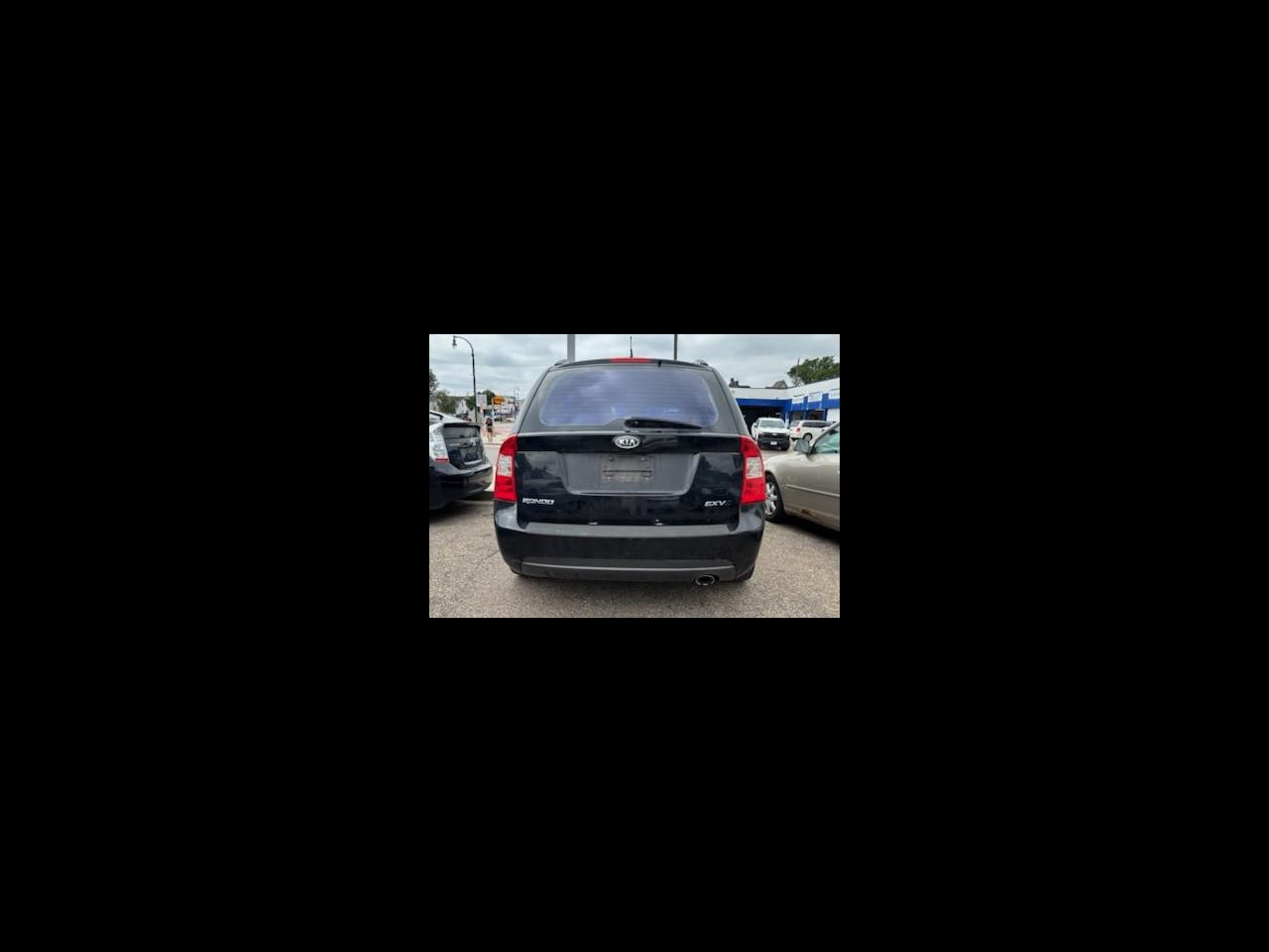 Kia Rondo LX V6 2007