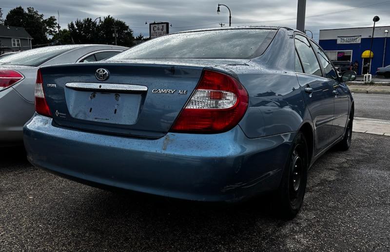 Toyota Camry Standard 2004
