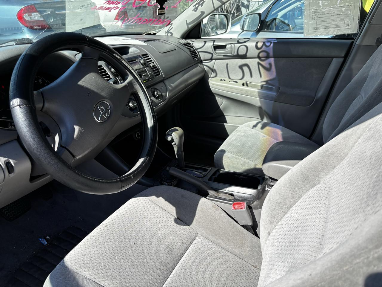 Toyota Camry LE V6 2004