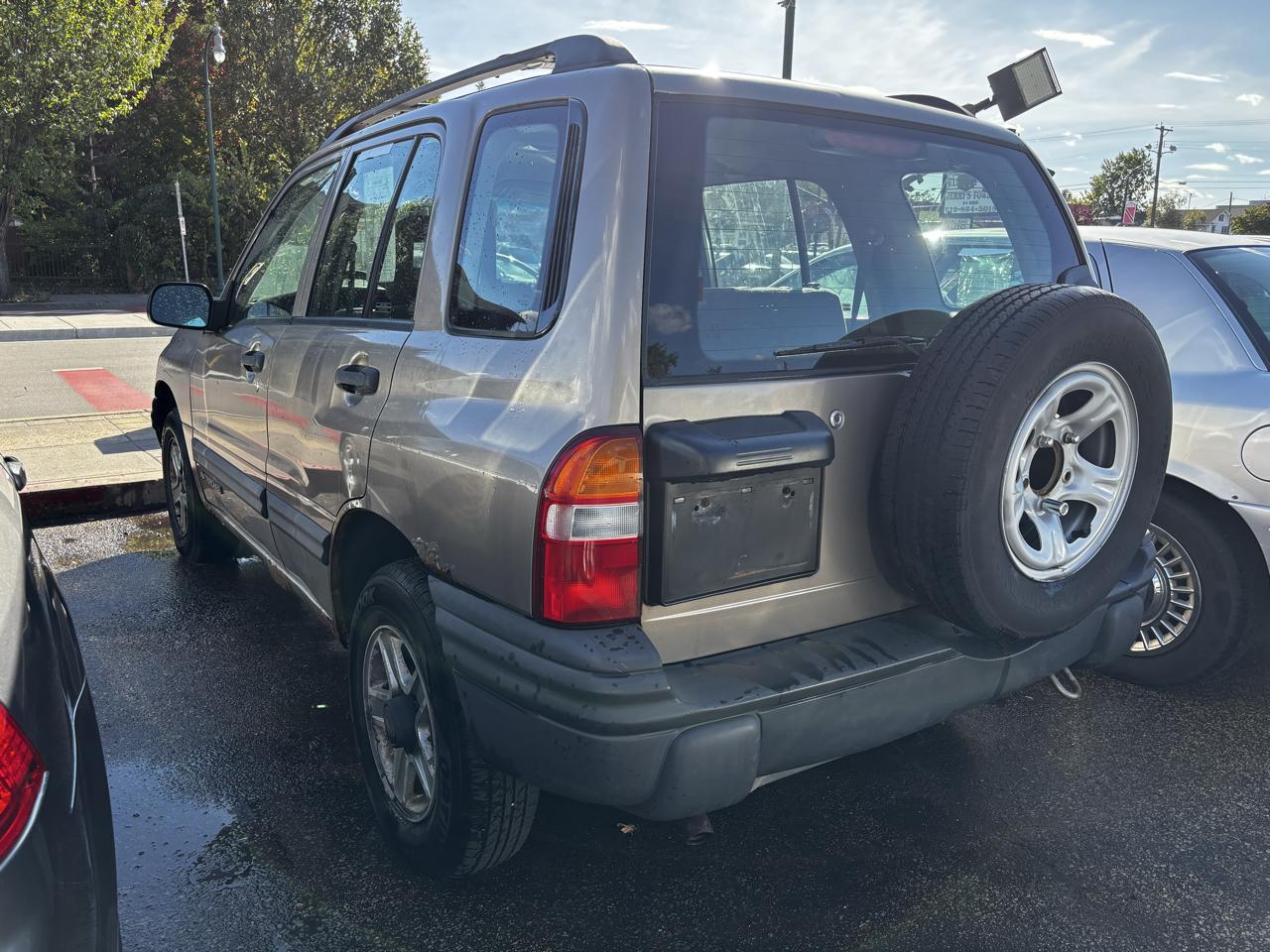 Chevrolet Tracker 4-Door Hardtop 4WD 2002